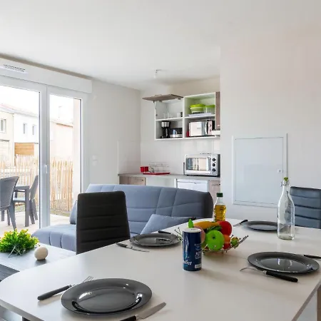 Sc C06 By Interhome